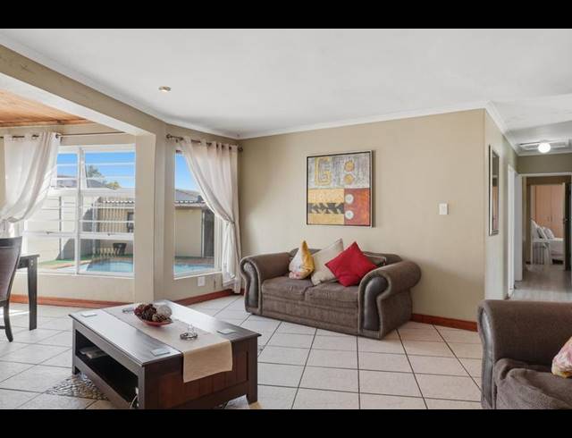 4 BEDROOM HOUSE FOR SALE IN NORTHPINE